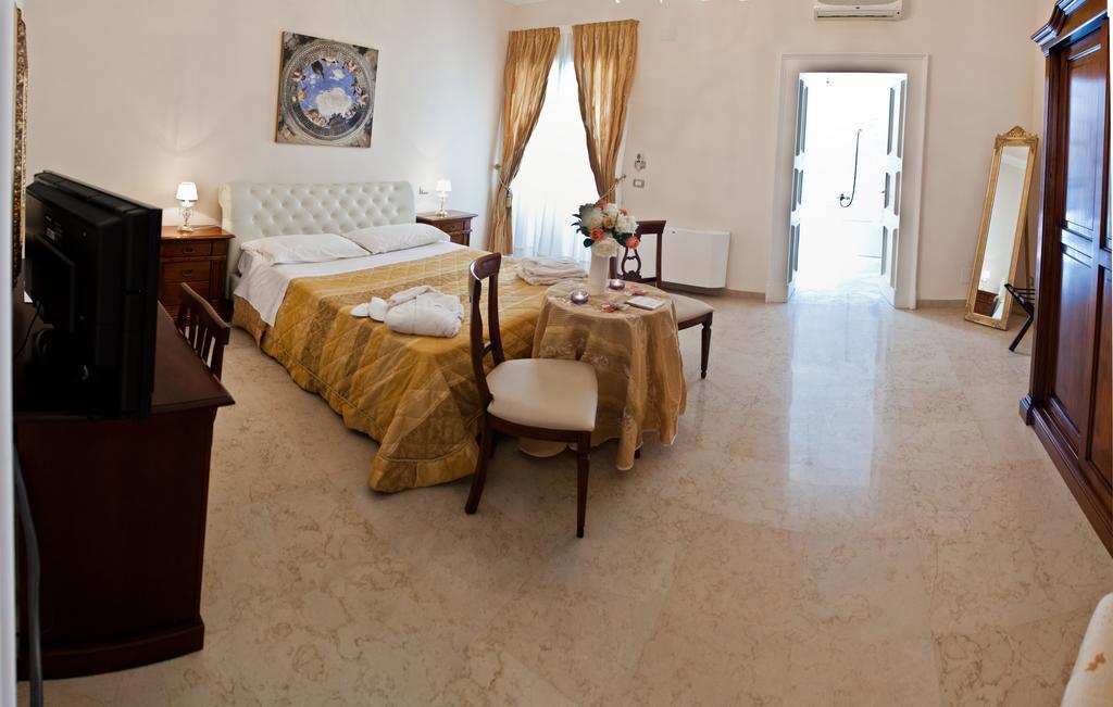 Palazzo Volta Boutique Luxury B&B Nardo Bilik gambar