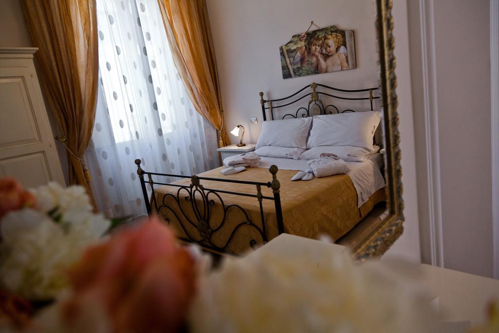 Palazzo Volta Boutique Luxury B&B Nardo Bilik gambar
